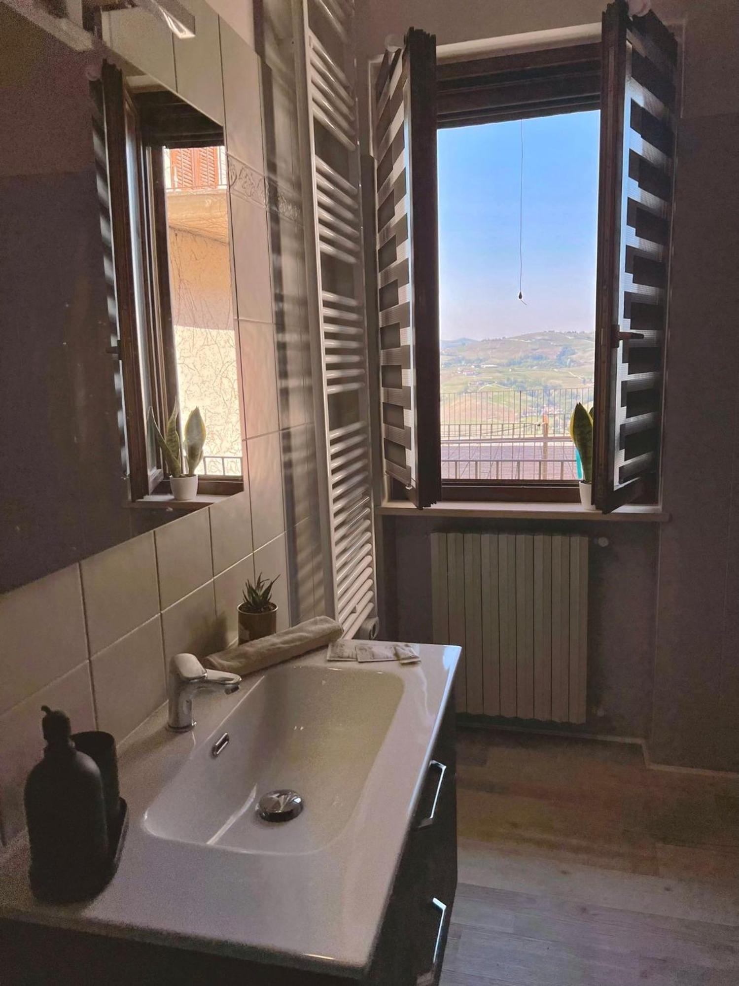 Calosso Wine View Escape 외부 사진